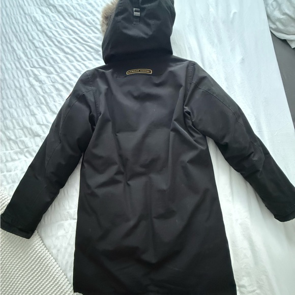 Canada Goose winter jacket - Picture 7 of 8